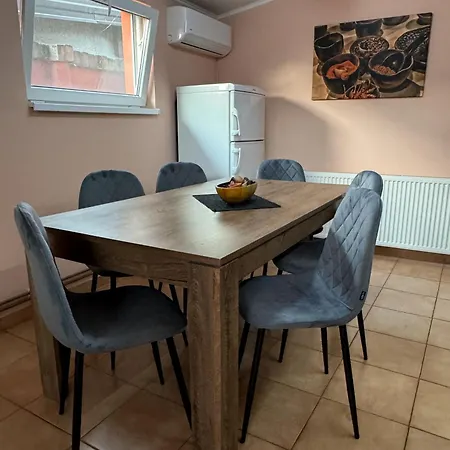 Kk Apartman Topolya